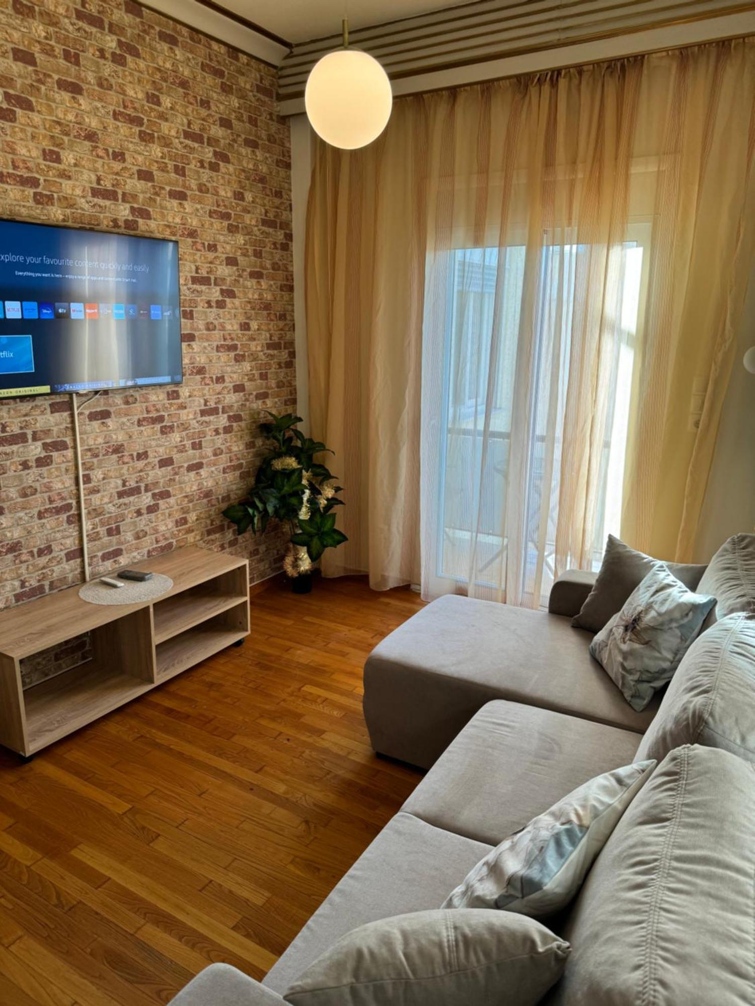 Cozy Suite With Acropolis View Atene Esterno foto