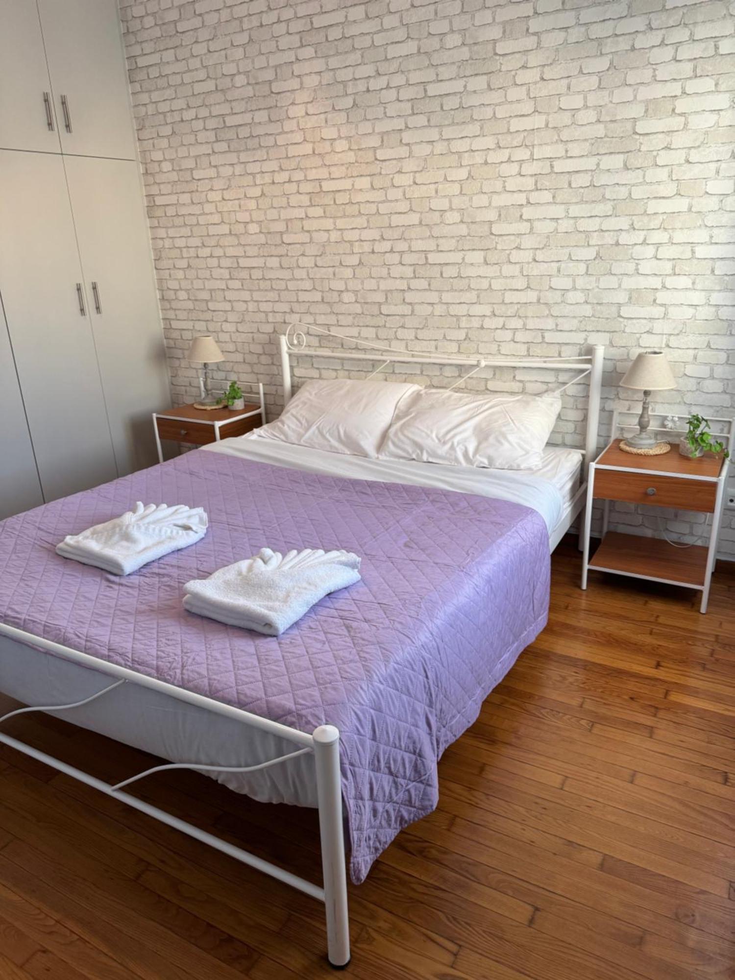 Cozy Suite With Acropolis View Atene Esterno foto